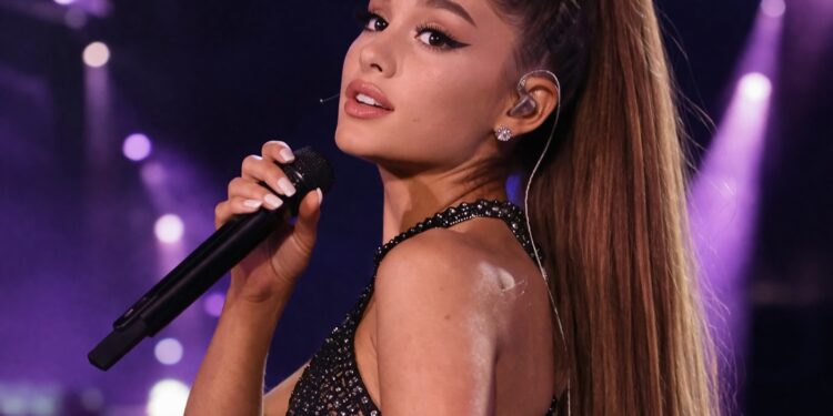 Ariana Grande vuelve al centro del pop con una gira inminente y nuevas señales de otro capítulo musical