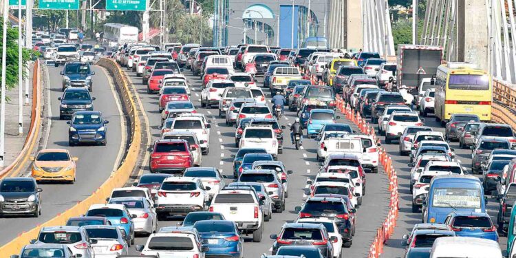 Presidencia detalla sus planes viales para mejorar el tránsito en el Gran Santo Domingo