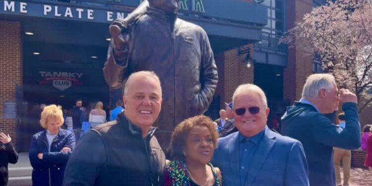 Ken Schnacke se despide de los Columbus Clippers tras 50 años y deja una huella histórica en el béisbol de Ohio